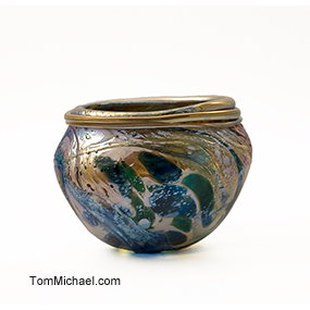 Art Glass Vases for Sale, Iridescent art glass, hand-blown glass art, TomMichael.com